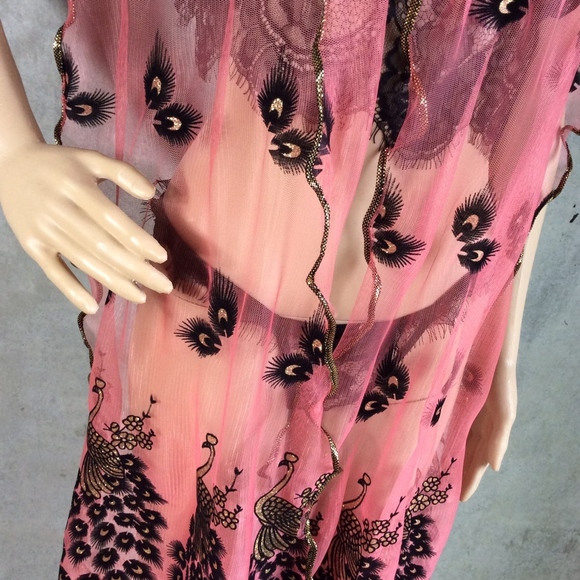🎀 PEACOCK EMBROIDERED SCARF LONG WRAP BOHO CHIC PRETTY PINK VINTAGE DESIGNER - Picture 7 of 8